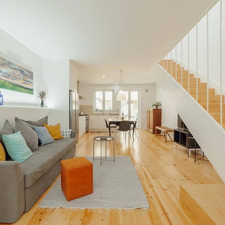 Modern Villa By Hosty ポルト エクステリア 写真