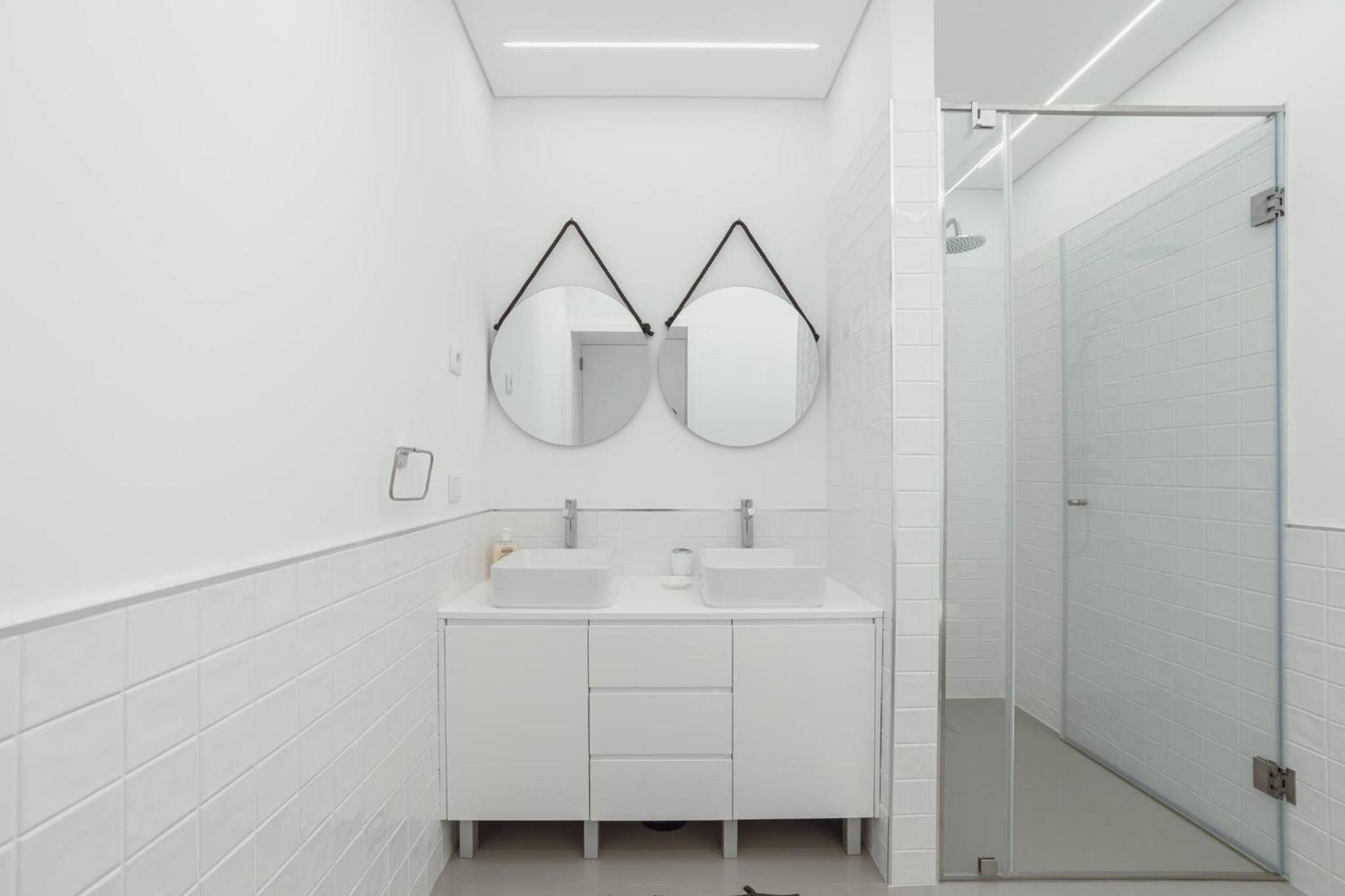 Modern Villa By Hosty ポルト エクステリア 写真